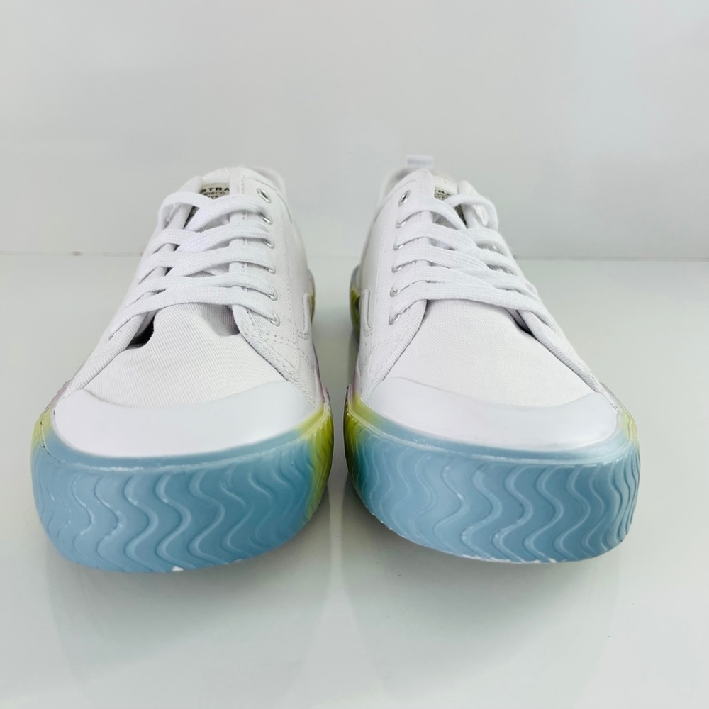 LEVI’S Modern Lo Dream Factory Sneakers in White Multicolor - Picture 7 of 13